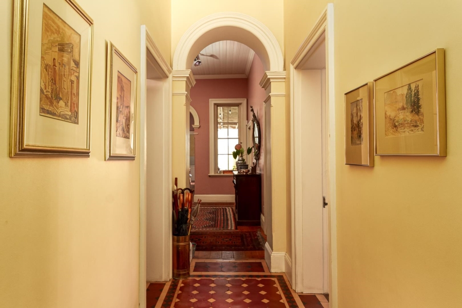 4 Bedroom Property for Sale in Bantry Bay Western Cape